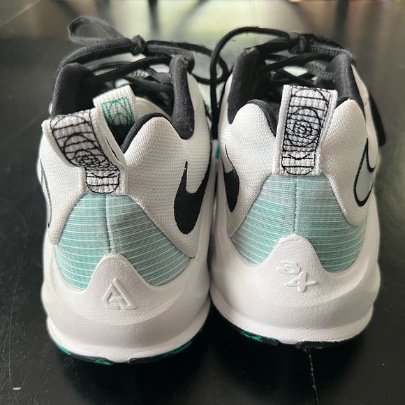 Nike Zoom Freak 3 - white/black/clear emerald - Men’s Basketball Shoe - Picture 3 of 9